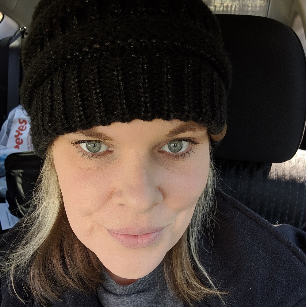 Meet your Posher, Melissa